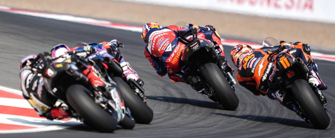 Lightning start to Indonesian Sprint delivers Marini into top-Honda battle