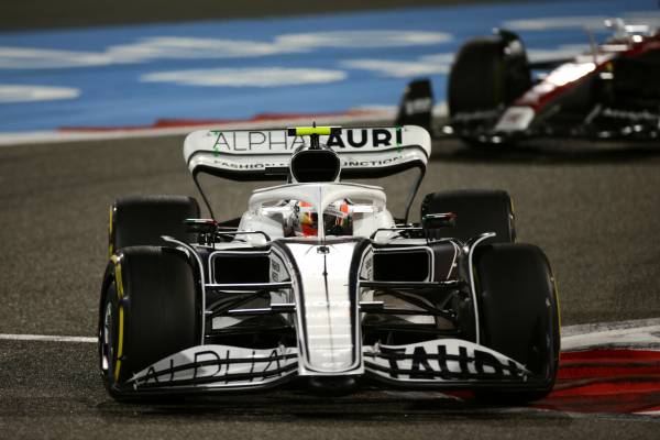 Yuki Tsunoda Finishes 8th in Bahrain GP