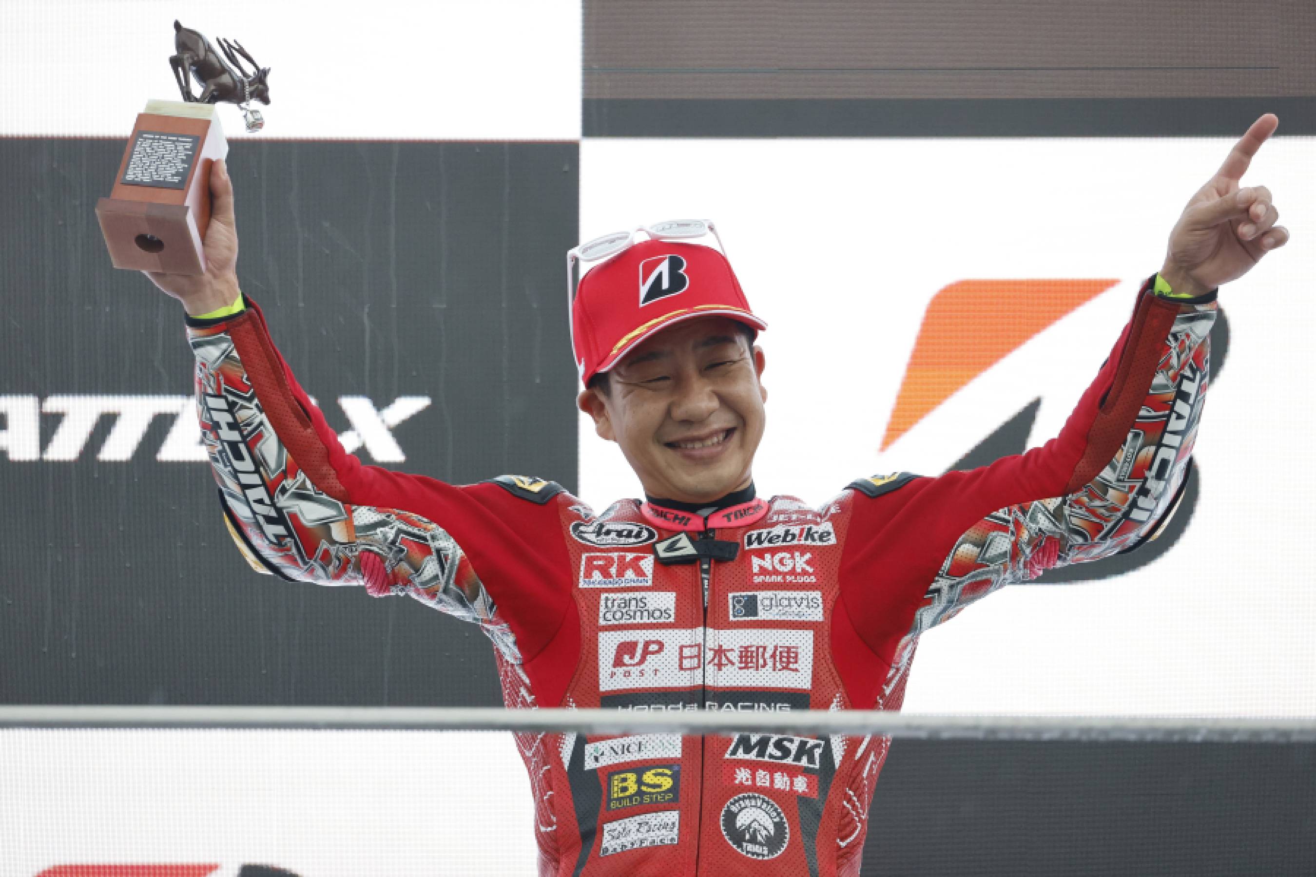 小山が3位表彰台でシーズンを締めくくる