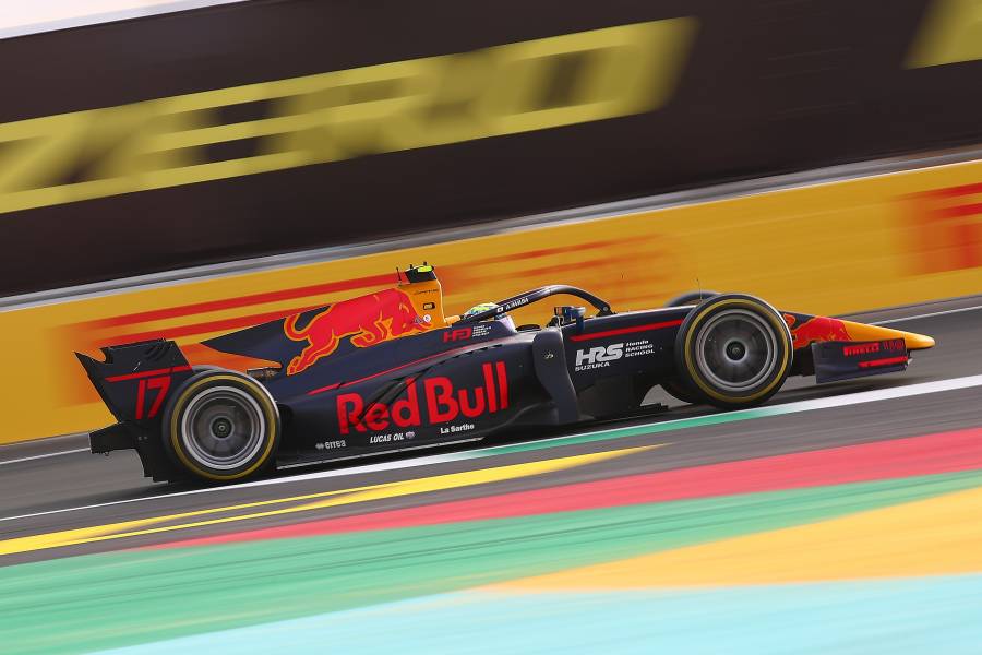 岩佐歩夢、フィーチャーレースで7位入賞。連続ポイント獲得でランキング10位に上昇