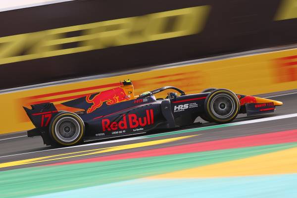 Ayumu Iwasa finishes in a point-scoring 7th place in the Feature Race and rises to 10th in the championship with consecutive points