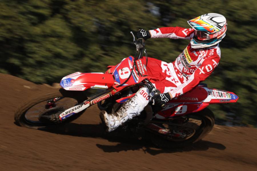 Honda勢では鈴村英喜が総合4位、柳瀬大河が同5位で初戦を終える