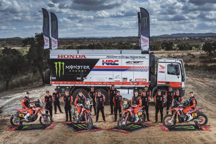 Defending the #1 at the 2021 Dakar Rally
