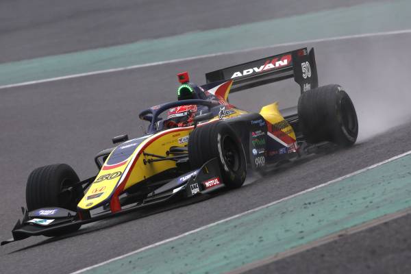 Nobuharu Matsushita wins for the first time from 9th on the grid