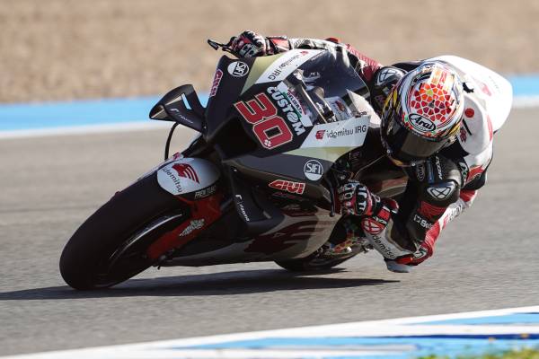 中上貴晶5番手、ポル・エスパルガロ7番手。アレックス・マルケス16番手、マルク・マルケスは2度の転倒で19番手。ワイルドカードで出場のブラドルは22位