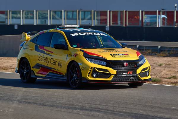 Civic Type R Limited Edition is WTCR Safety Car for third year in a row
