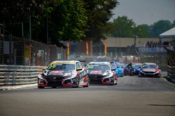 Magnificent 1-2 puts Girolami and Civic Type R TCR at WTCR summit