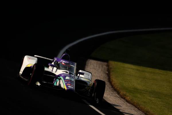 INDY500の公式プラクティスがスタート。初日は佐藤琢磨が最速ラップをマーク