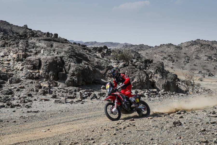 Strong start from Ricky Brabec and Joan Barreda in the 2021 Dakar