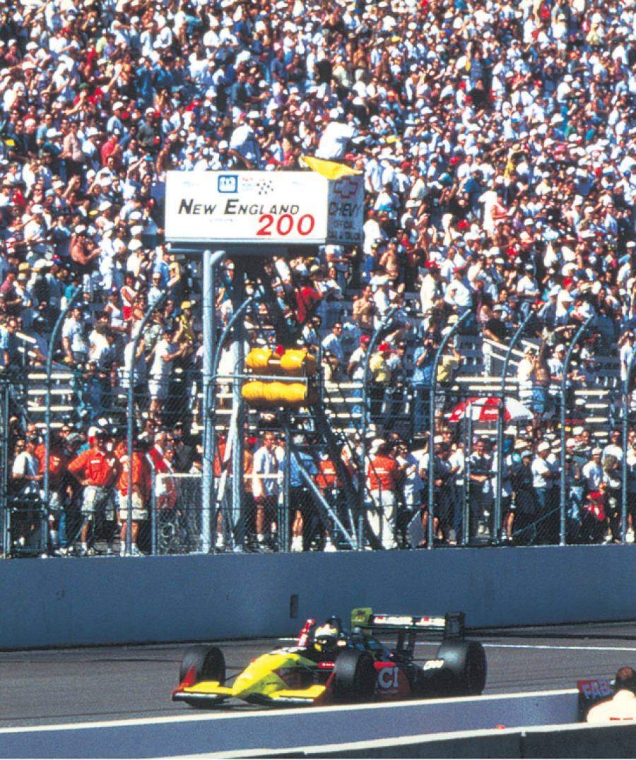 1995年ニューハンプシャーでの第15戦で初勝利を挙げる