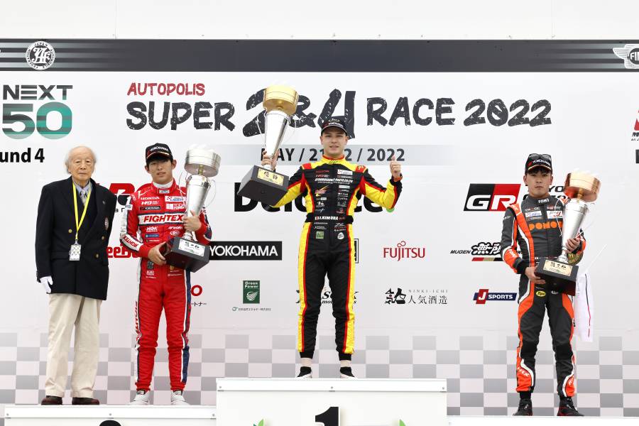 HFDP WITH B-MAX RACINGの木村偉織が初優勝を果たす