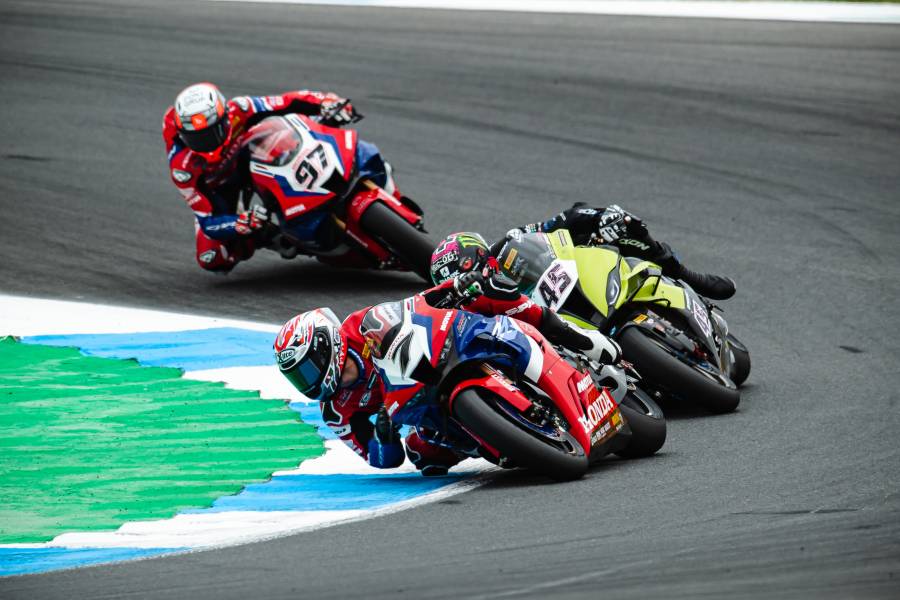 Team HRC riders Vierge and Lecuona battle it out for fifth at Estoril