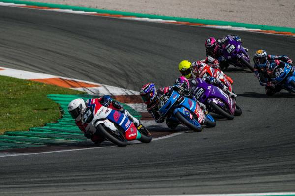 タットチャコーン・ブーシュリがジュニアGPバレンシア戦で5位を獲得