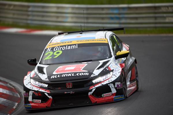 Girolami in the top 10 in tricky Nürburgring qualifying