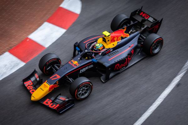 Ayumu Iwasa starts from 19th position on the grid after being penalised in Qualifying and finishes 19th in the Sprit Race