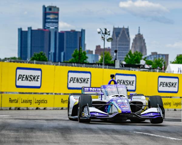 Front-Row Start for Sato, Honda in Detroit