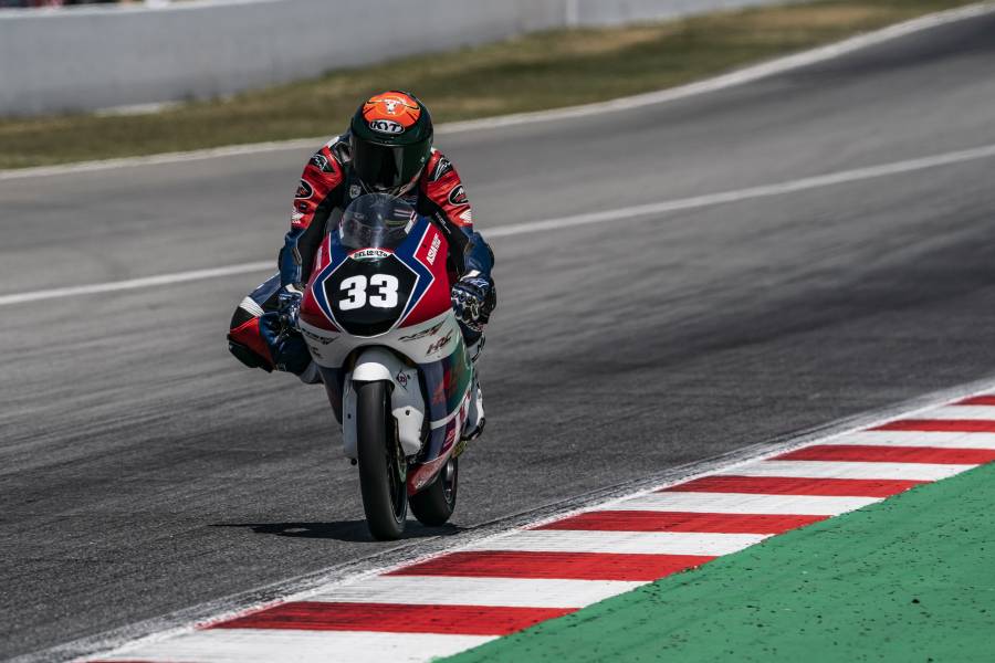 Bad luck for Asia Talent Team riders in Barcelona