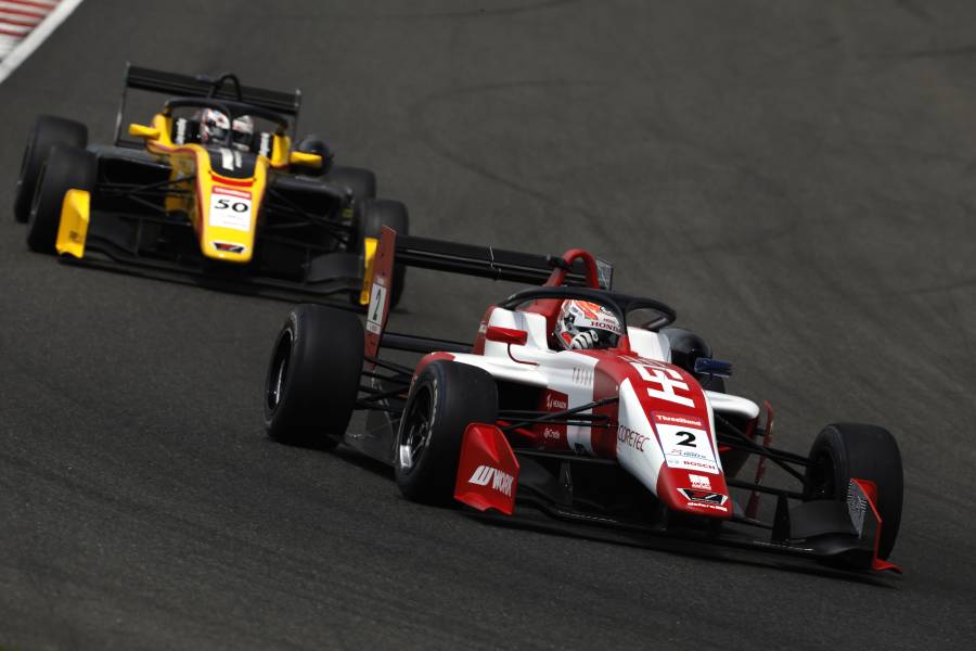 Both Kakunoshin Ohta and Iori Kimura scored points