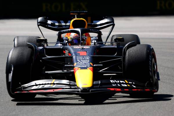 Oracle Red Bull Racingのマックス・フェルスタッペンが2連勝でカナダGPを制す