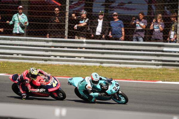 Honda’s Suzuki Stars In Thrilling Assen Podium Battle