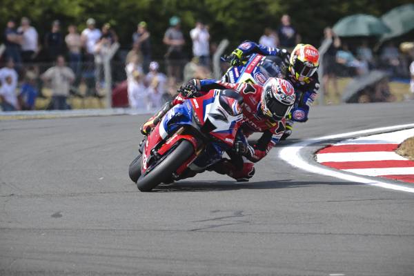 Hard-earned points for Team HRC at Donington