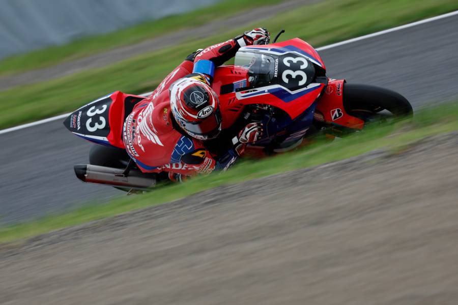 長島哲太が2分4秒934を出し、Team HRCがポールポジションを獲得