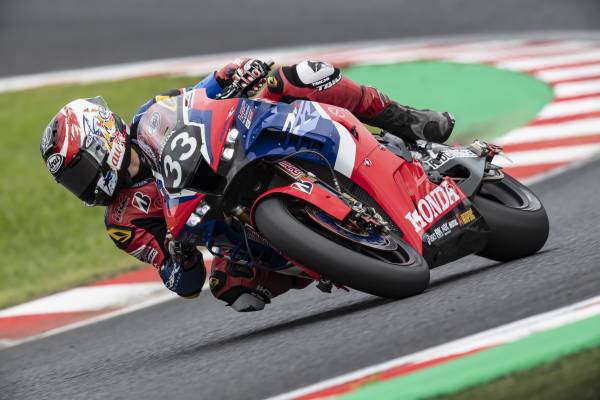 Team HRC Leads Two Hours into Suzuka 8 Hours