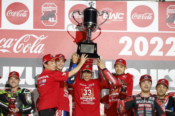 #33 Team HRCが全車を周回遅れにする圧勝。Hondaとして8年ぶり28回目の優勝を飾る
