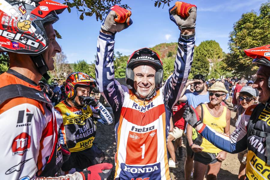 トニー・ボウ、圧勝で勝利を重ね、16回目のタイトルに王手