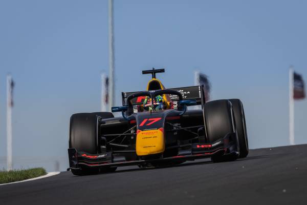 Iwasa starts the race in 6th and regains the same position on the final lap to finish the race