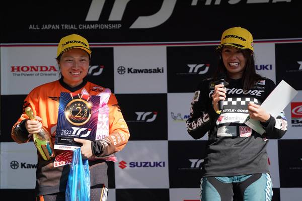 小玉絵里加が初優勝、山中玲美は2位獲得