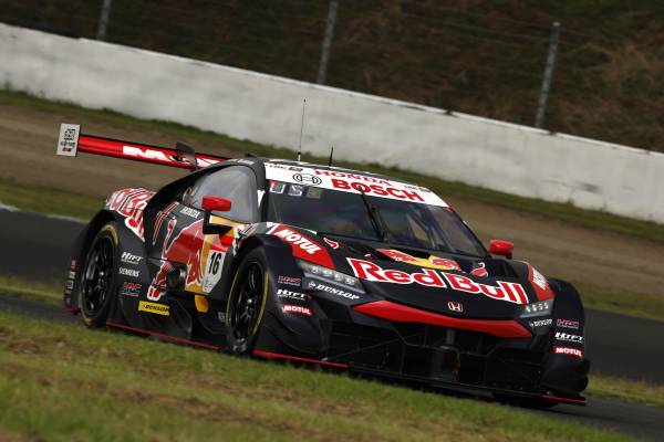Red Bull MOTUL MUGEN NSX-GTが今季初表彰台獲得