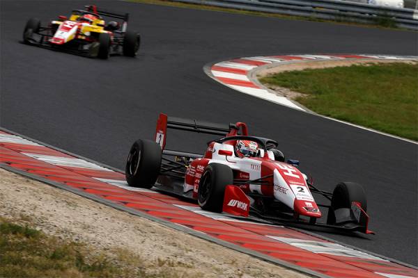 Kakunoshin Ohta wins pole-to-win