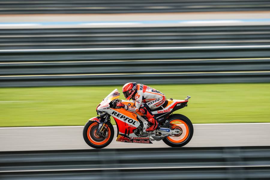 マルク・マルケス6番手とまずまずのスタートを切る