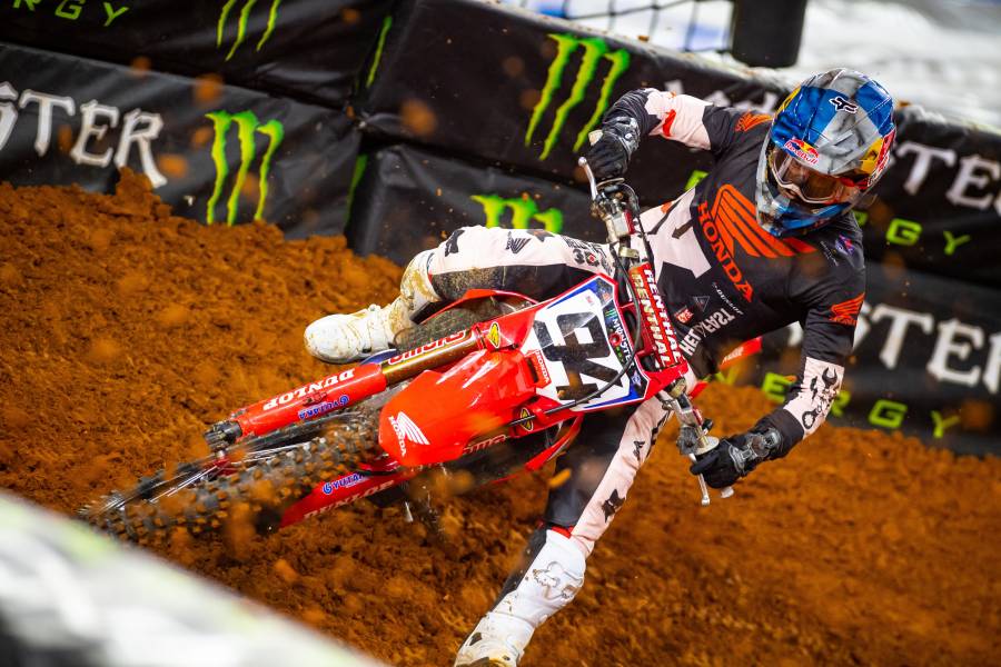 Close Second-Place Finish for Roczen at Arlington 3 Supercross
