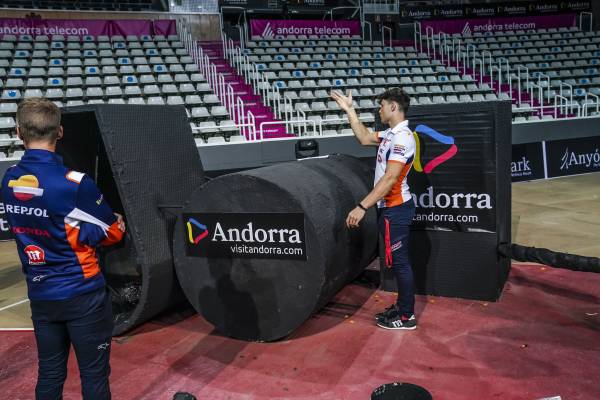 Toni Bou takes gold at the X-Trial of Andorra