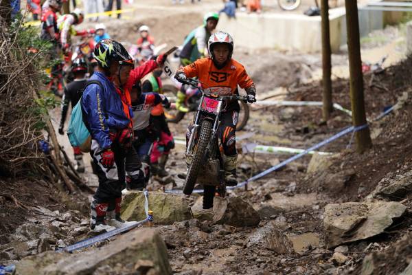 山中玲美が3位表彰台獲得。ランキングトップは小玉絵里加が死守