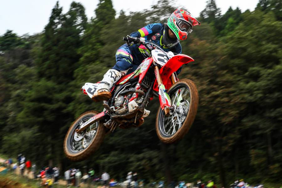 第3戦で独走優勝を果たした川井麻央