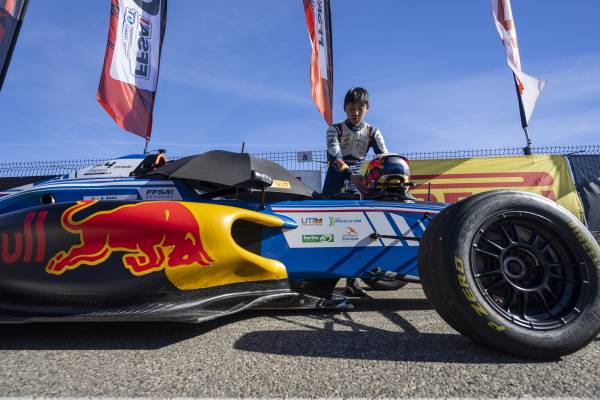 荒尾創大がポールリカールで勝利を挙げてシーズンを終える