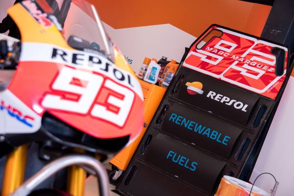 Marc Márquez tests Repsol renewable fuel for first time