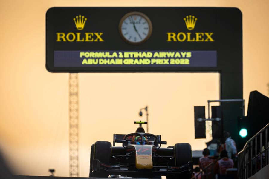 Top qualifier Ayumu Iwasa starts from P10 on the reverse grid but finishes 13th after struggling with the balance of the car