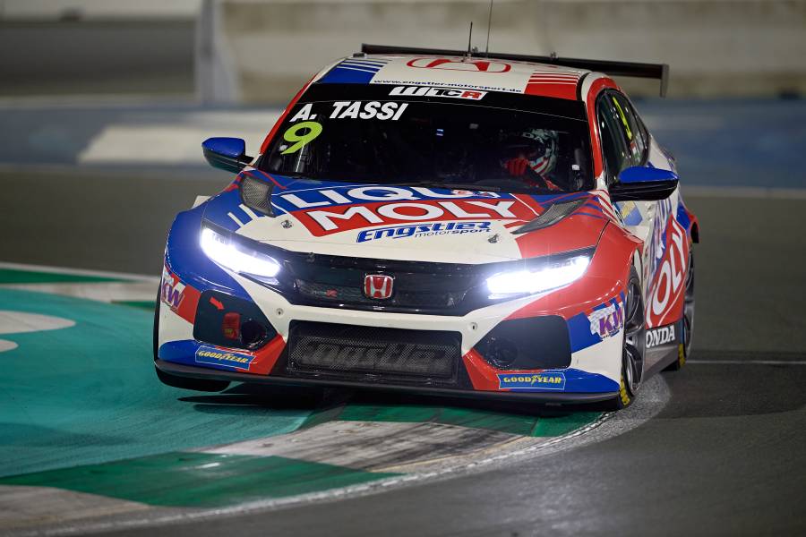 タッシ、WTCR最後のレースをポールポジションからスタート