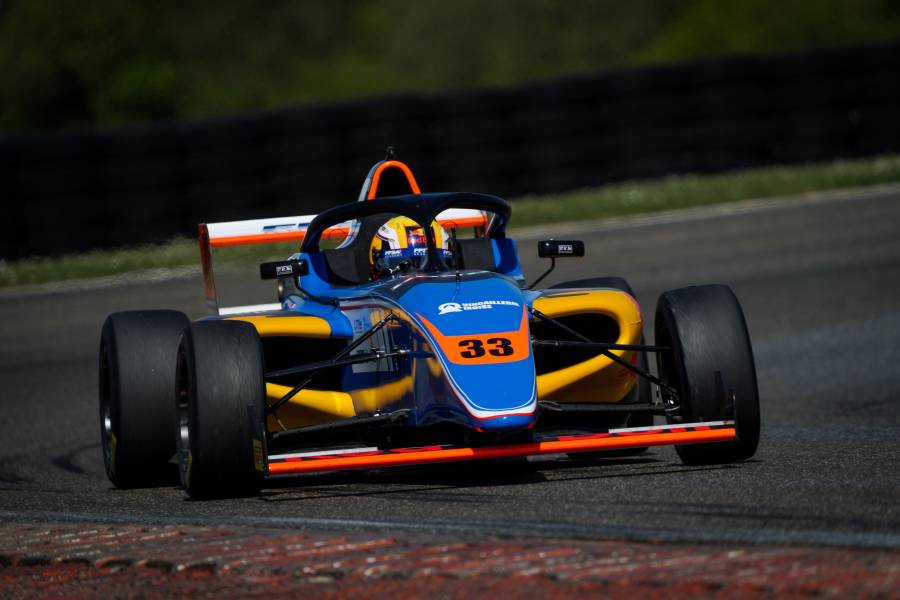 【2022 Season Review】Two rookies take on French F4 challenge： Souta Arao 3rd, Yuto Nomura 7th