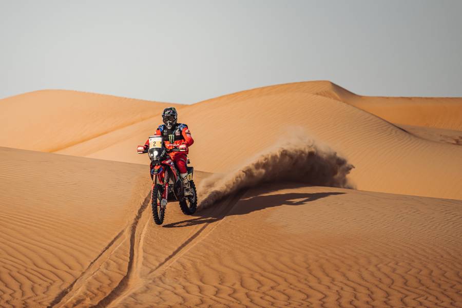 Ricky Brabec in the Abu Dhabi Desert Challenge