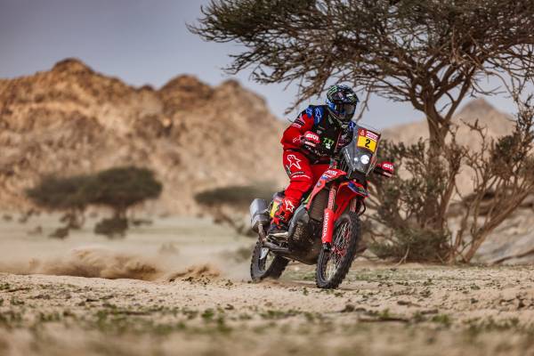 Stage win and lead for Ricky Brabec