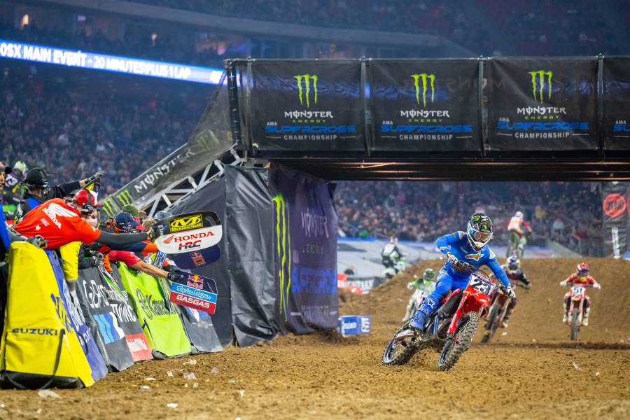 Hunter Lawrence Kicks off 250SX East Battle With a Win in Houston