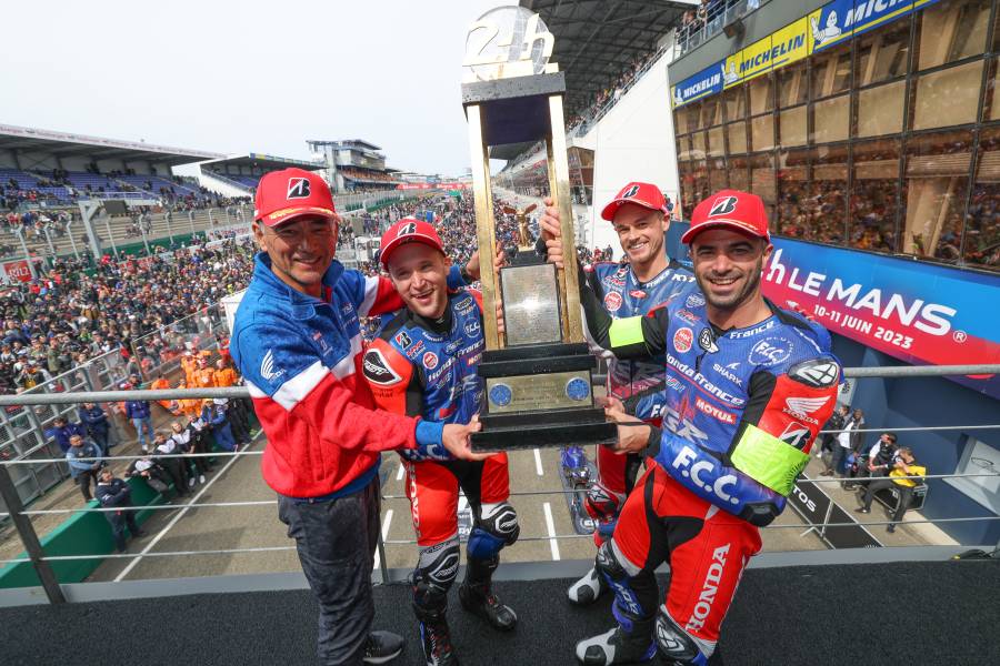 ル・マン24時間耐久レースでF.C.C. TSR Honda Franceが見事優勝