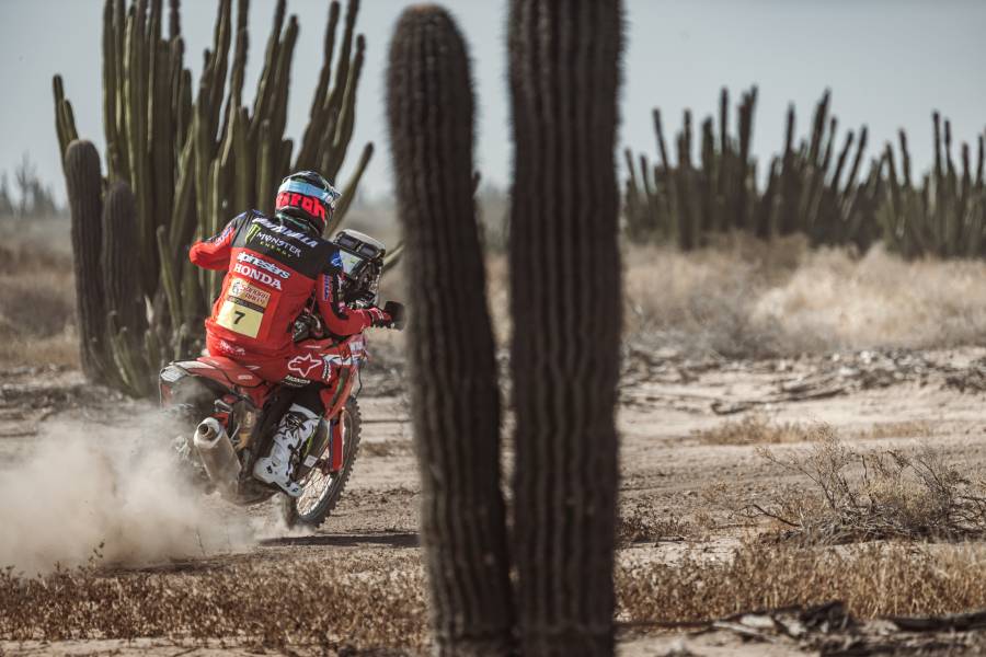 Quintanilla Gets Podium On Stage One