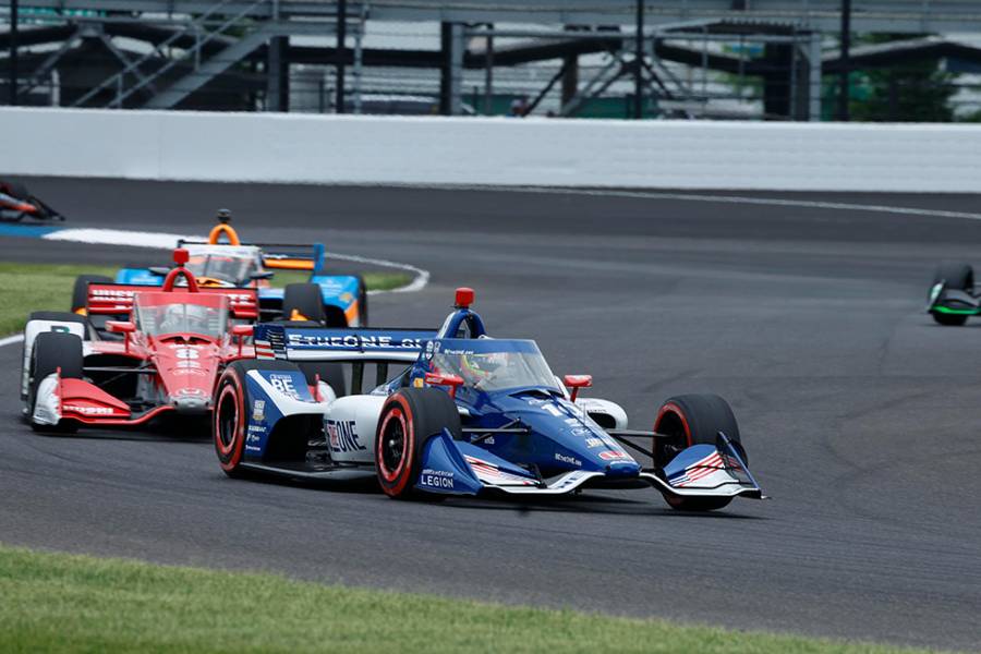 アレックス・パロウが伝統あるスピードウェイのロードコースで優勝。“インディアナポリスの5月”を最高の形でスタート