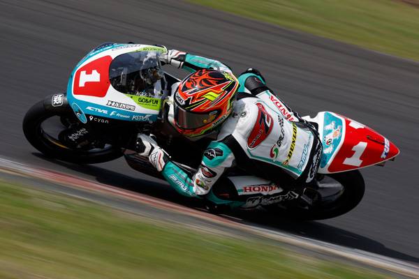 尾野弘樹が開幕戦に続いて勝利。Honda勢が表彰台を独占